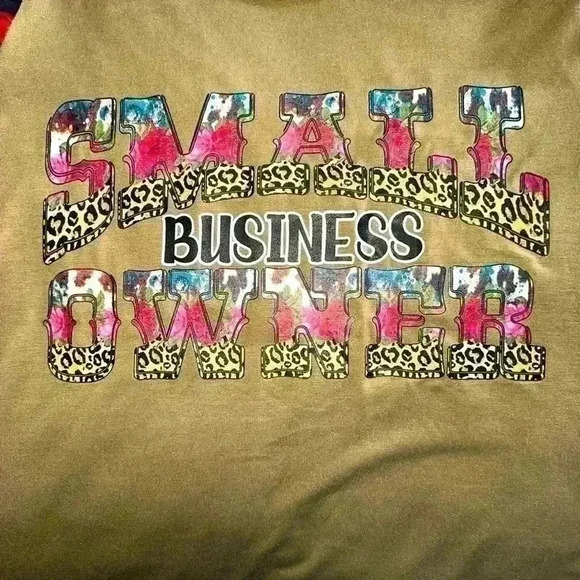 Lularoe medium khaki Lynnae long sleeve with rose print. NWT - Picture 2 of 7